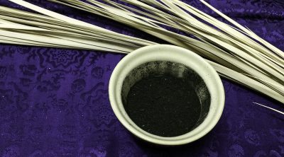 A few years ago a new trend popped up on social media for Ash Wednesday: the Ashtag. An enthusiastic church-goer would post a selfie displaying a forehead newly minted with ashes. These posts may have been made with the fine intention of encouraging people to begin Lent by going to Mass or as a witness [...]